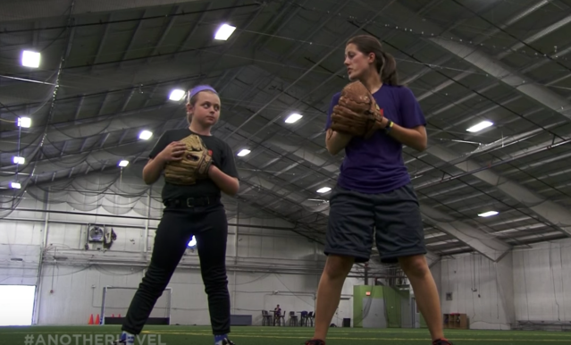 Softball Tips: How To Field